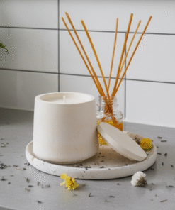 Vela de Soja en Cerámica con Tapa - Modelo "Oasis" (Aroma Pino)